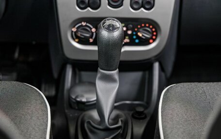 Renault Logan I, 2012 год, 798 000 рублей, 26 фотография