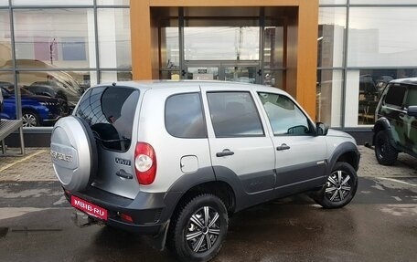 Chevrolet Niva I рестайлинг, 2017 год, 749 000 рублей, 5 фотография