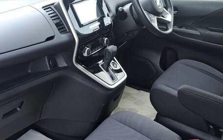 Nissan Serena IV, 2019 год, 2 200 000 рублей, 9 фотография