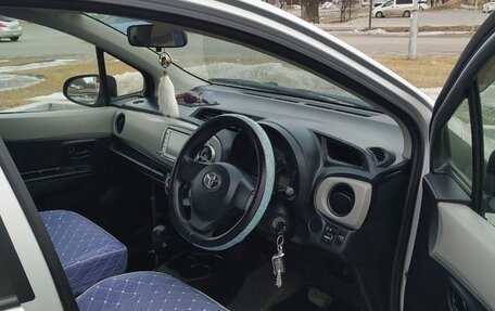 Toyota Vitz, 2011 год, 750 000 рублей, 9 фотография