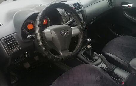 Toyota Corolla, 2010 год, 950 000 рублей, 8 фотография