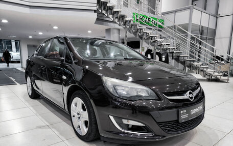 Opel Astra J, 2013 год, 620 000 рублей, 6 фотография