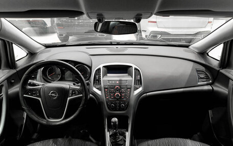 Opel Astra J, 2013 год, 620 000 рублей, 18 фотография