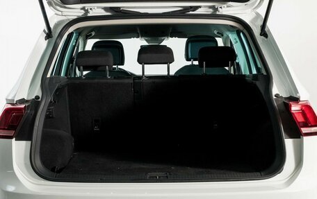 Volkswagen Tiguan II, 2021 год, 3 050 000 рублей, 13 фотография