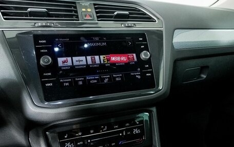 Volkswagen Tiguan II, 2021 год, 3 050 000 рублей, 11 фотография