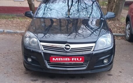 Opel Astra J, 2013 год, 650 000 рублей, 1 фотография