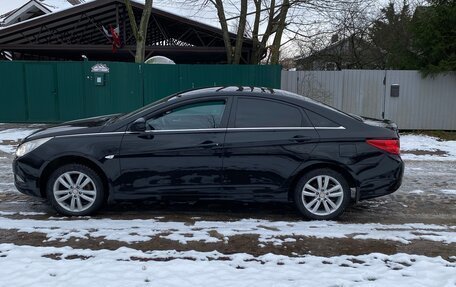 Hyundai Sonata VI, 2011 год, 1 100 000 рублей, 6 фотография