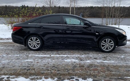 Hyundai Sonata VI, 2011 год, 1 100 000 рублей, 8 фотография