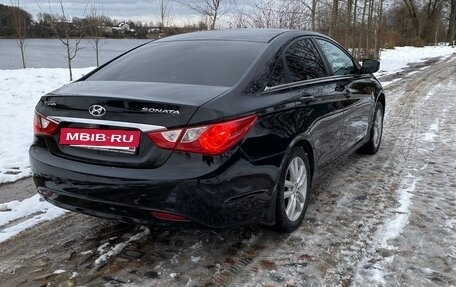 Hyundai Sonata VI, 2011 год, 1 100 000 рублей, 7 фотография