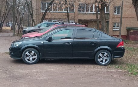 Opel Astra J, 2013 год, 650 000 рублей, 2 фотография