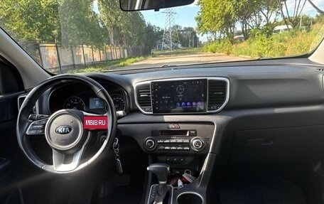 KIA Sportage IV рестайлинг, 2021 год, 2 399 990 рублей, 4 фотография