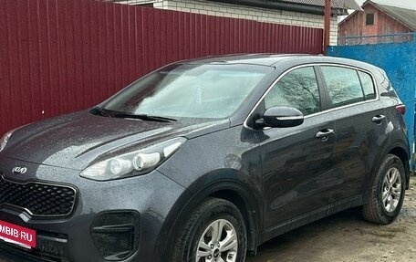 KIA Sportage IV рестайлинг, 2017 год, 2 200 000 рублей, 5 фотография