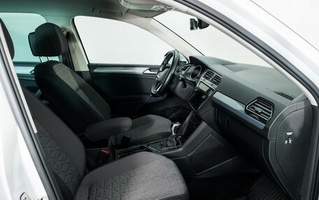 Volkswagen Tiguan II, 2021 год, 2 650 000 рублей, 8 фотография