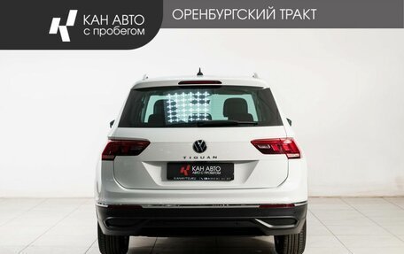 Volkswagen Tiguan II, 2021 год, 2 650 000 рублей, 4 фотография