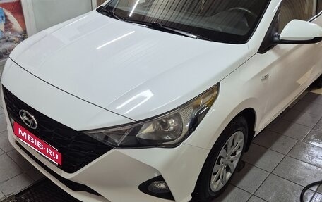 Hyundai Solaris II рестайлинг, 2021 год, 1 659 000 рублей, 4 фотография