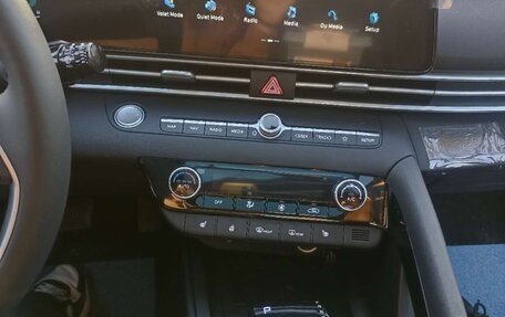 Hyundai Elantra, 2024 год, 2 699 000 рублей, 11 фотография