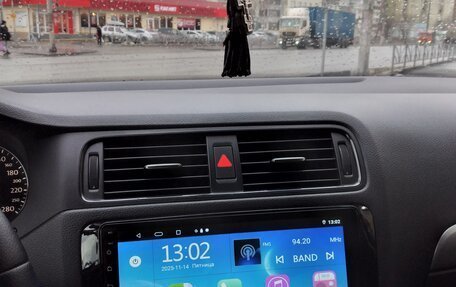 Volkswagen Jetta VI, 2013 год, 850 000 рублей, 7 фотография