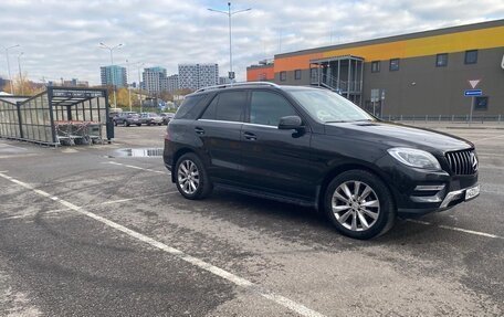 Mercedes-Benz M-Класс, 2013 год, 3 100 000 рублей, 4 фотография