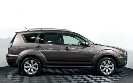 Mitsubishi Outlander III рестайлинг 3, 2009 год, 1 097 000 рублей, 4 фотография