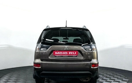 Mitsubishi Outlander III рестайлинг 3, 2009 год, 1 097 000 рублей, 6 фотография