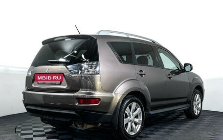 Mitsubishi Outlander III рестайлинг 3, 2009 год, 1 097 000 рублей, 5 фотография