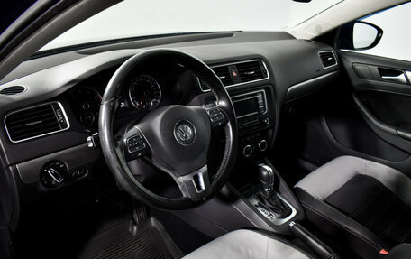 Volkswagen Jetta VI, 2014 год, 999 000 рублей, 9 фотография