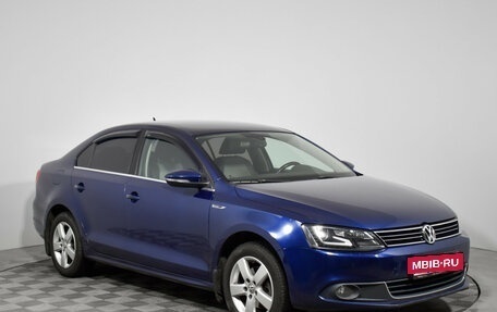 Volkswagen Jetta VI, 2014 год, 999 000 рублей, 3 фотография