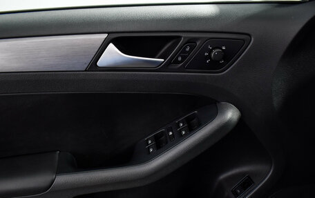 Volkswagen Jetta VI, 2014 год, 999 000 рублей, 18 фотография