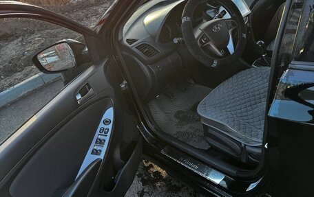 Hyundai Solaris II рестайлинг, 2016 год, 899 000 рублей, 7 фотография