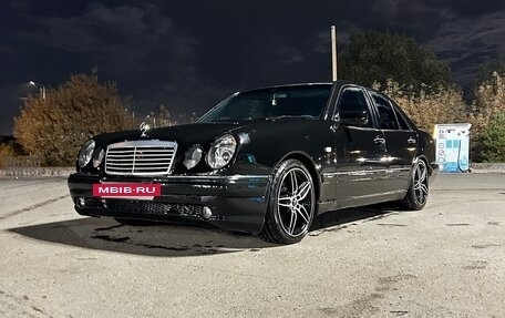 Mercedes-Benz E-Класс, 1998 год, 450 000 рублей, 10 фотография