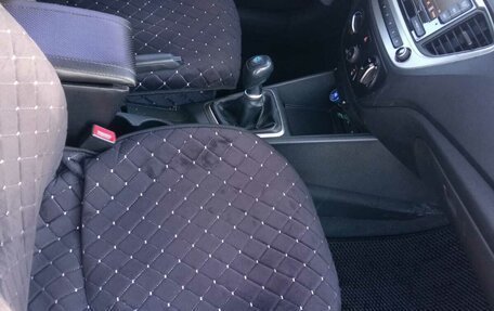 Hyundai Solaris II рестайлинг, 2017 год, 950 000 рублей, 5 фотография