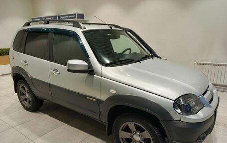 Chevrolet Niva I рестайлинг, 2017 год, 800 000 рублей, 8 фотография