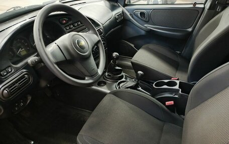 Chevrolet Niva I рестайлинг, 2017 год, 800 000 рублей, 13 фотография