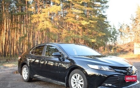 Toyota Camry, 2018 год, 2 670 000 рублей, 1 фотография