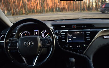 Toyota Camry, 2018 год, 2 670 000 рублей, 12 фотография