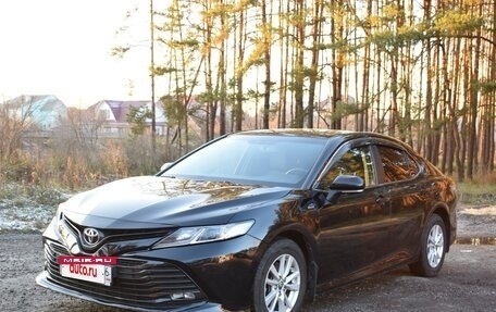Toyota Camry, 2018 год, 2 670 000 рублей, 8 фотография