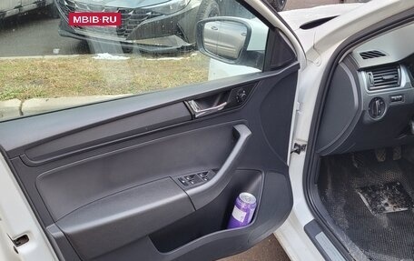 Skoda Rapid I, 2019 год, 800 000 рублей, 11 фотография