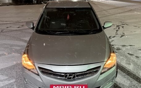 Hyundai Solaris II рестайлинг, 2015 год, 550 000 рублей, 6 фотография