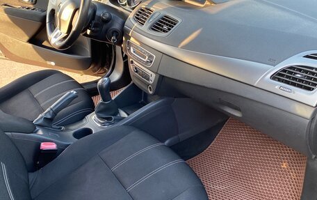 Renault Megane III, 2013 год, 800 000 рублей, 9 фотография