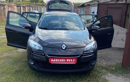 Renault Megane III, 2013 год, 800 000 рублей, 6 фотография