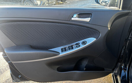 Hyundai Solaris II рестайлинг, 2014 год, 885 000 рублей, 9 фотография