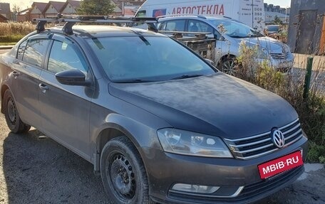 Volkswagen Passat B7, 2011 год, 620 000 рублей, 3 фотография