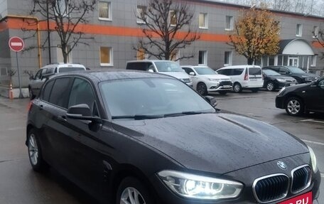 BMW 1 серия, 2018 год, 1 800 000 рублей, 2 фотография