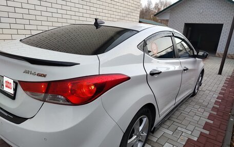 Hyundai Avante, 2012 год, 900 000 рублей, 1 фотография