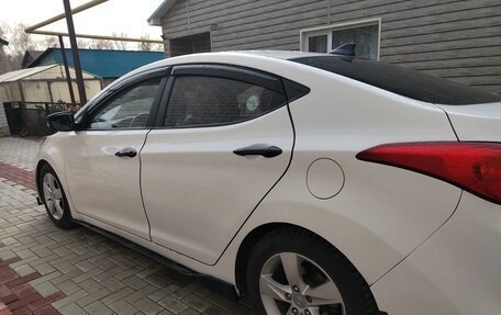 Hyundai Avante, 2012 год, 900 000 рублей, 6 фотография