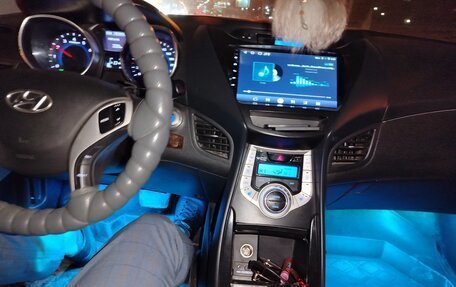 Hyundai Avante, 2012 год, 900 000 рублей, 16 фотография