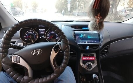 Hyundai Avante, 2012 год, 900 000 рублей, 14 фотография