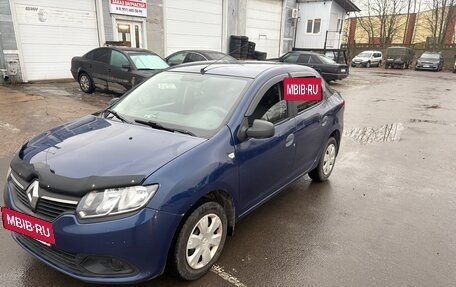 Renault Logan II, 2015 год, 450 000 рублей, 13 фотография