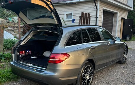 Mercedes-Benz C-Класс, 2019 год, 1 850 000 рублей, 2 фотография