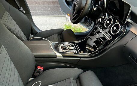 Mercedes-Benz C-Класс, 2019 год, 1 850 000 рублей, 22 фотография